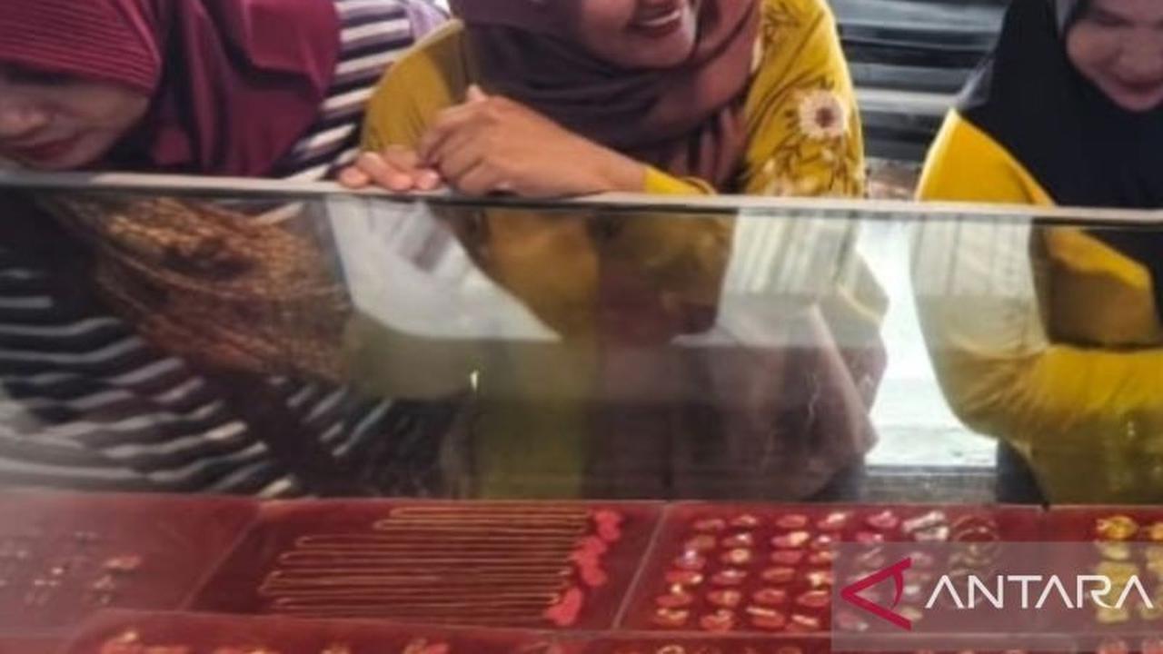 Harga Emas Palembang Merangkak Naik, Tembus Rp16,6 Juta per Suku