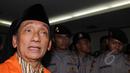 Ketua DPRD nonaktif Bangkalan Fuad Amin Imron berada di Pengadilan Tipikor, Jakarta, Rabu (13/5/2015). Fuad terlibat kasus dugaan suap jual beli pasokan gas alam di Gresik dan Gili Timur, Bangkalan. (Liputan6.com/Helmi Afandi)