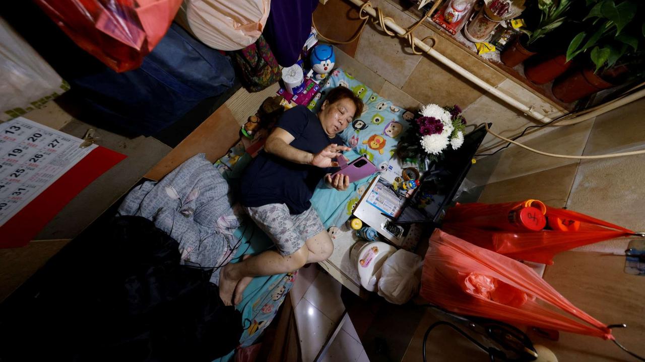 Rumah peti mati di Hong Kong