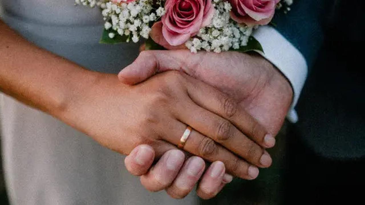 Terdakwa Korupsi di China Rebut Tunangan Putranya dan Dijadikan Istri Keempat