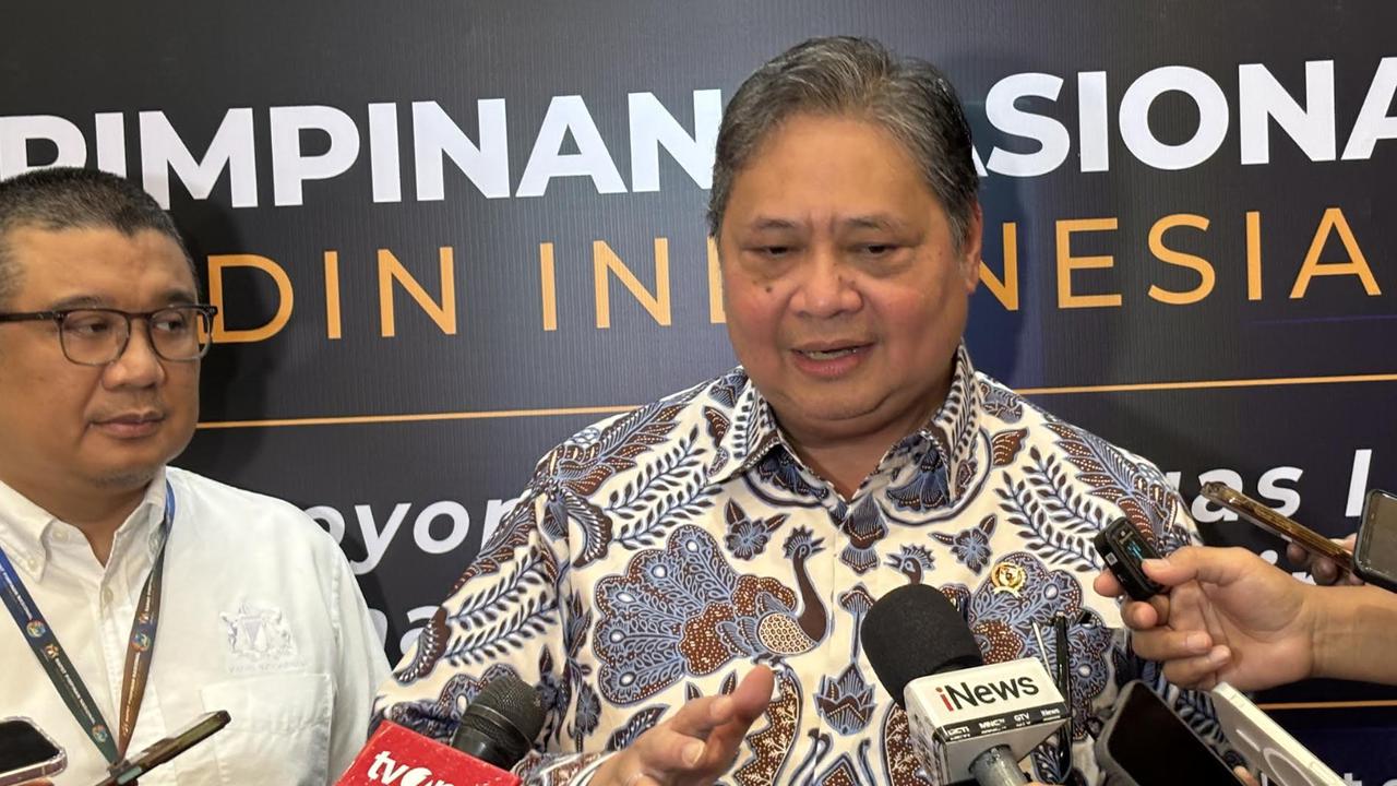 Menko Airlangga Pastikan Pemerintah Kerahkan Kekuatan Nasional Tangani Bencana di Sumatra