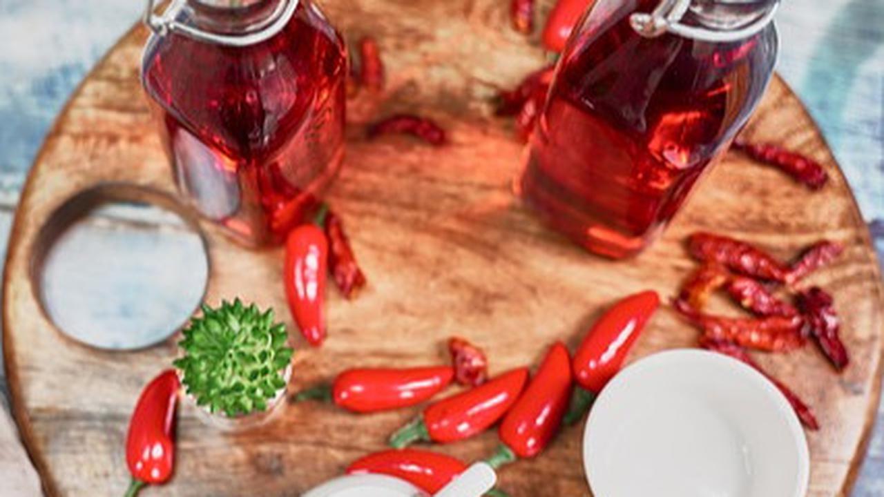 8 Efek Samping Konsumsi Chili Oil Bagi Kesehatan, Picu GERD hingga Wasir
