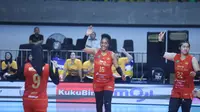 Jakarta Popsivo Polwan saat menghadapi Jakarta Electric PLN pada leg kedua pertandingan perebutan tempat ketiga Proliga 2026, Rabu (22/4/2026). (Dok. PBVSI)