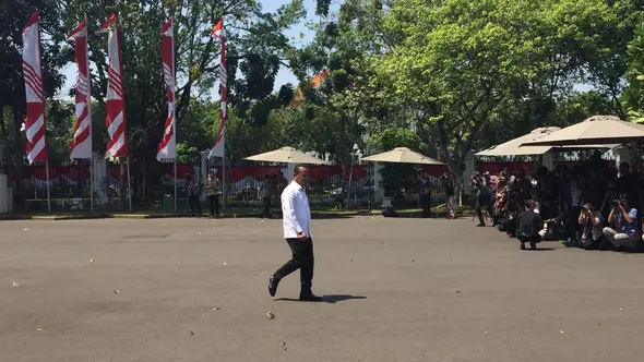 Pengusaha Bahlil Lahadalia datang ke Istana Kepresidenan Jakarta, Selasa (22/10/2019). (Merdeka.com/ Titin Supriatin)