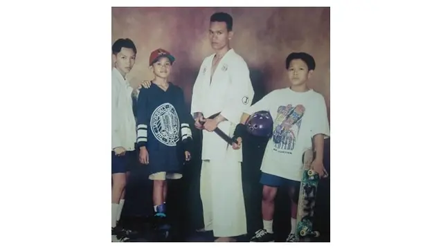 7 Potret Ariel Noah saat Masih Sekolah Ini Bikin Pangling