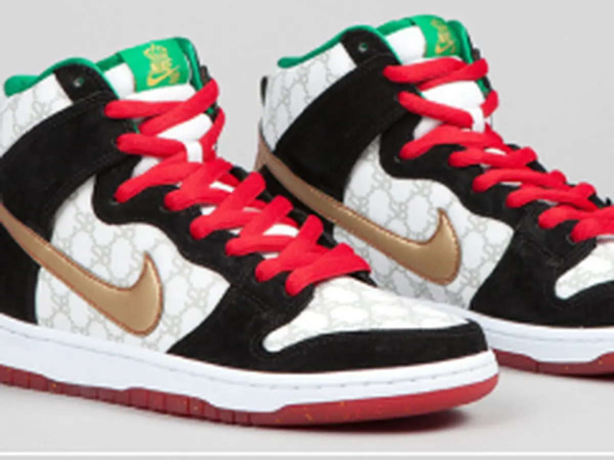 Sneakers paling mahal hotsell