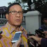 Akbar Tandjung (via liputan6.com)