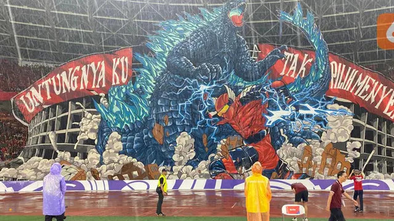 Kenapa Timnas Indonesia Tetap Main di SUGBK Meski Kondisi Rumput Kurang?