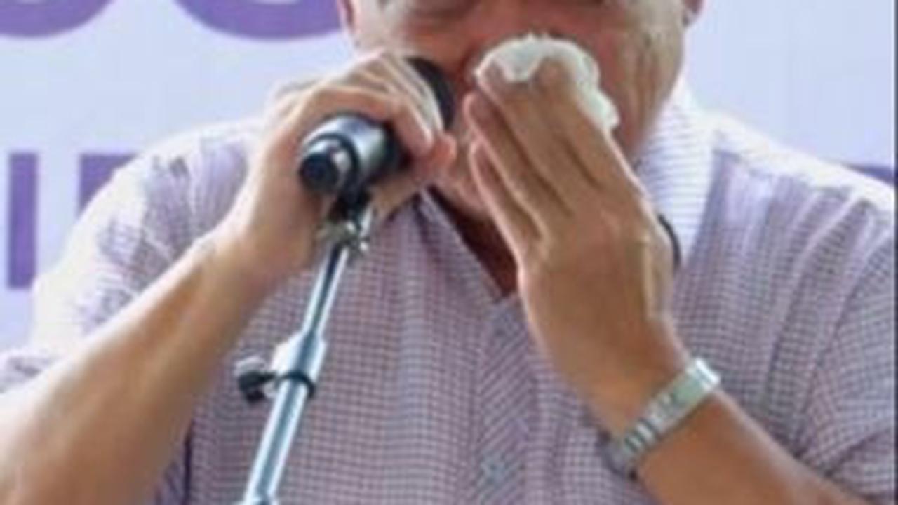 Momen Pak Bas menangis sesenggukan mengenang 50 tahun lalu ini menjadi sorotan. Banyak dari netizen yang menuliskan komentar dalam unggahan tersebut.<br>