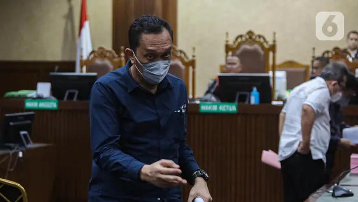 Tiga Hakim Tersangka Suap Vonis Bebas Ronald Tannur Jalani Sidang Pembacaan Dakwaan
