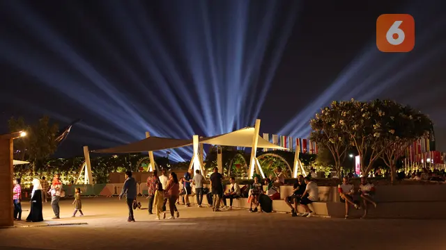 Foto: Menikmati Suasana Malam Corniche, Spot Favorit di Tepi Laut Doha yang Jadi Surga Pejalan Kaki Sepanjang Piala Dunia 2022