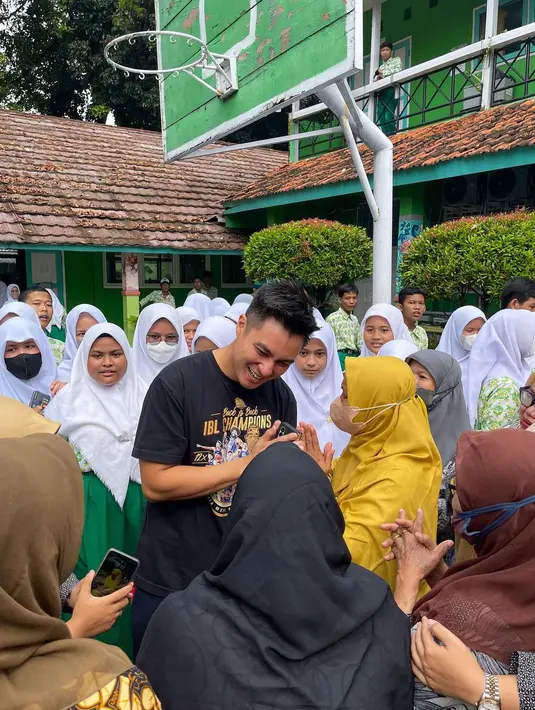 [Instagram/baimwong]