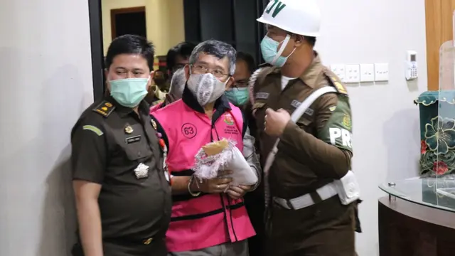 Kejaksaan Agung (Kejagung) menetapkan delapan tersangka dalam kasus korupsi PT Asabri.
