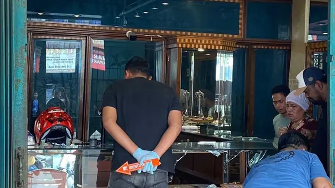 Polisi Perampok Toko Emas Dipecat
