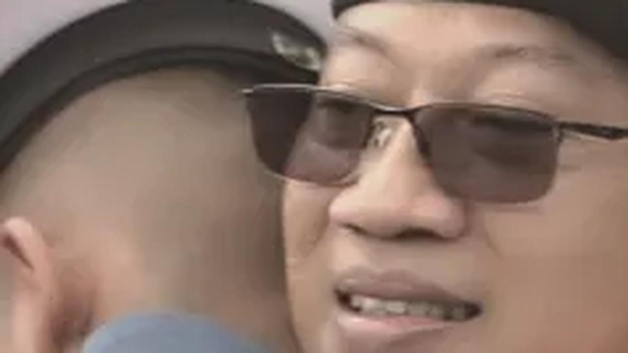 Kombes Polisi Sumringah Anaknya Wisuda Prabhatar Akademi TNI 2023, Sang Ibu Peluk Erat 'Mamih Sayang Abang