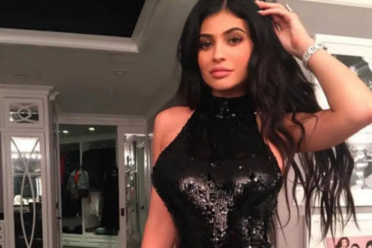 [Bintang] Kylie Jenner