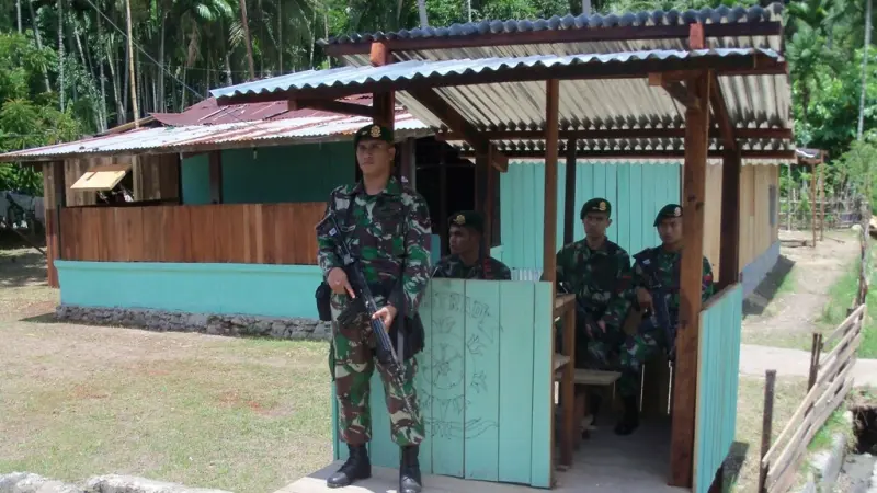 [Bintang] Bedanya Polisi dan Tentara Indonesia