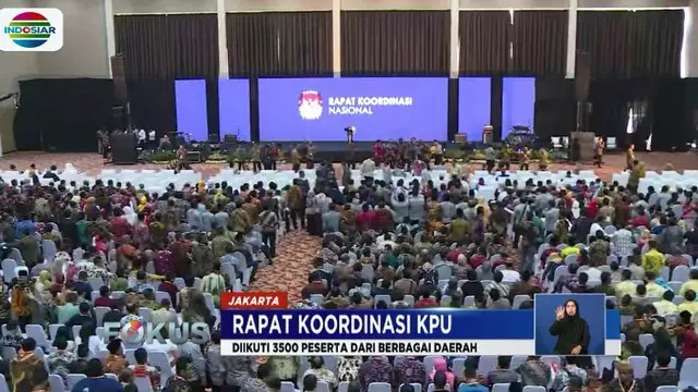 Rapat yang diselenggarakan di kawasan Ancol, Jakarta Utara, Sabtu pagi ini, dihadiri antara lain Ketua KPU Arief Budiman dan Menteri Dalam Negeri Tjahjo Kumolo serta 3.500 peserta.