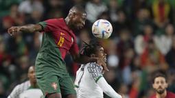 Pertandingan ini jadi kesempatan penting untuk kedua tim memanaskan mesin sebelum memasuki turnamen Piala Dunia 2022. (AP/Armando Franca)