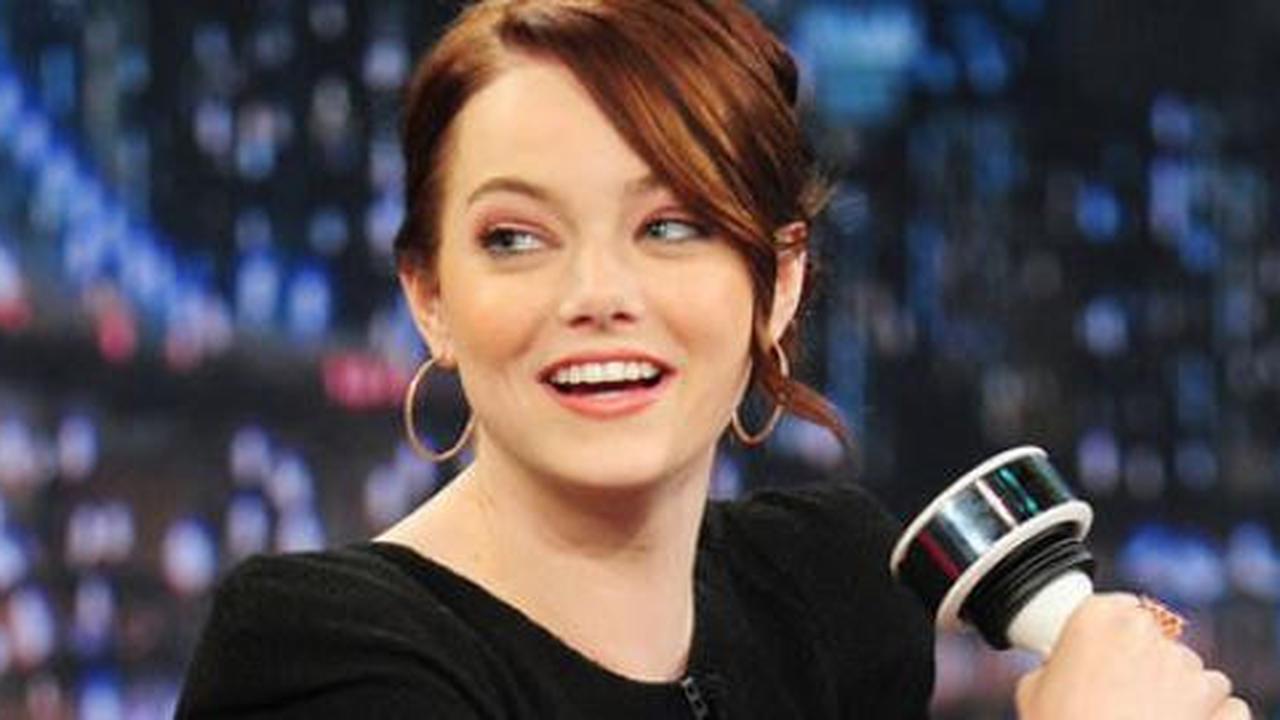 Emma Stone belum ingin nikahi Andrew Garfield
