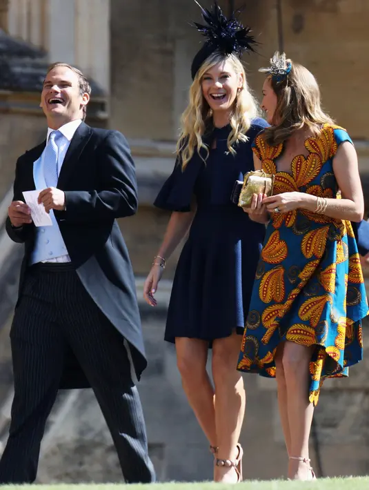 Chelsy Davy tiba menghadiri pernikahan Pangeran Harry dan Meghan Markle di Kapel St George, Kastil Windsor, (19/5). Meski telah putus, Pangeran Harry masih menjalin pertemanan dengan beberapa mantan kekasihnya. (AFP Photo/Chris Jackson)