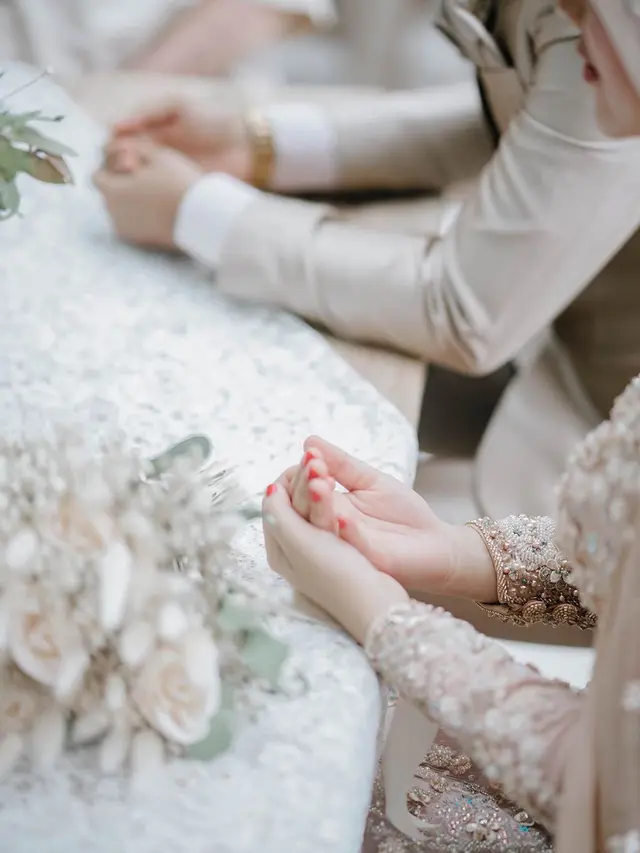 Terjerat Cinta Lokasi, Ini 6 Momen Akad Nikah Fomal dan Fikoh
