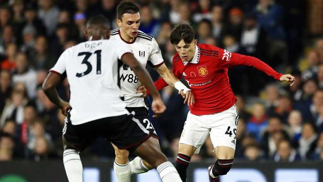 Foto: Melihat Aksi Garnacho Sang Pahlawan, MU Bungkus Fulham di Liga Inggris