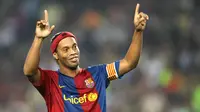 5. Ronaldinho (AFP/lluis Gene)