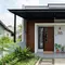 9 Desain Kanopi Teras Rumah Mungil dengan Tiang Minimalis, Estetik dan Fungsional