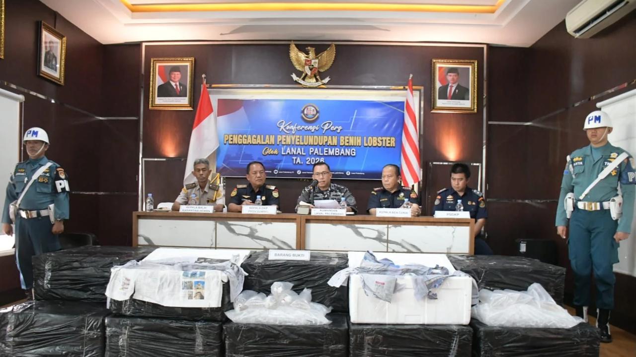 FOTO: TNI AL Gagalkan Penyelundupan Benih Lobster di Perairan Jambi