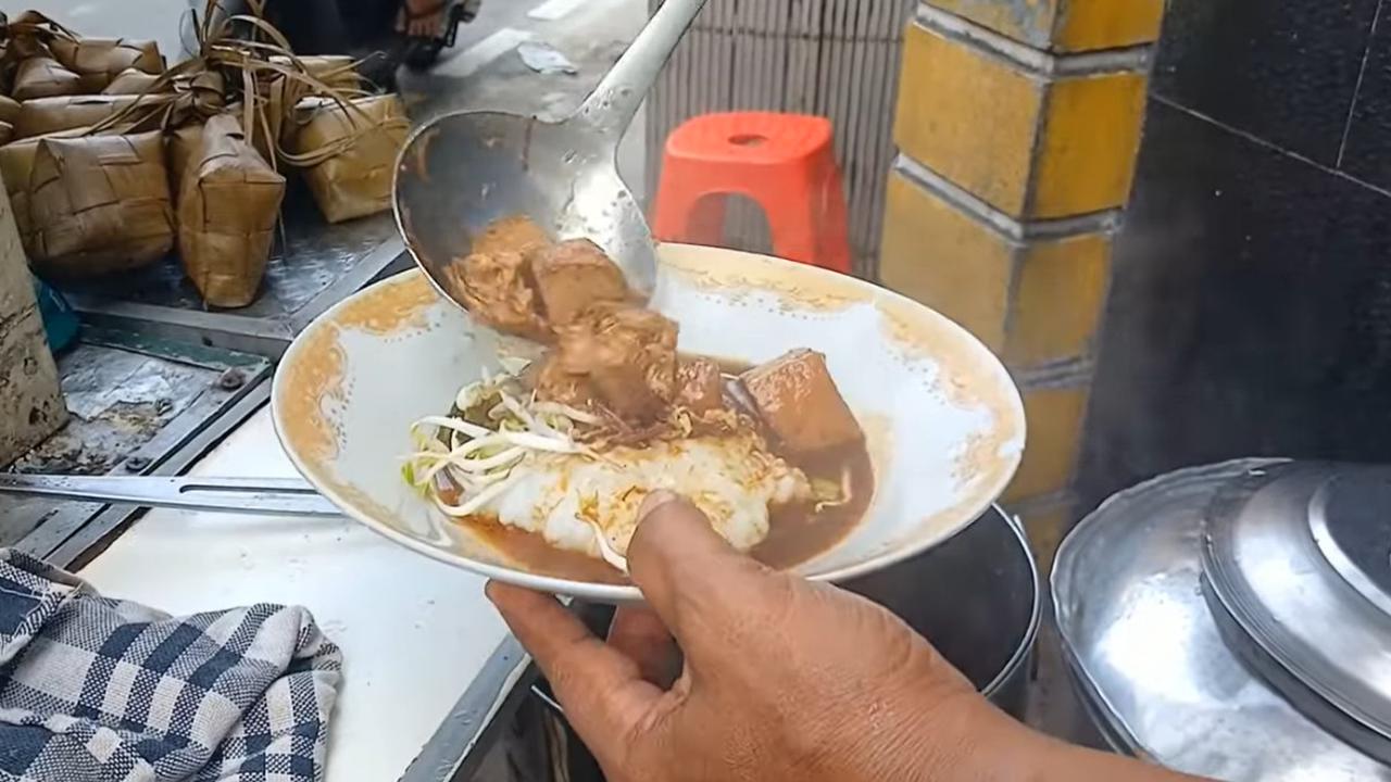 Perpaduan Tiga Budaya