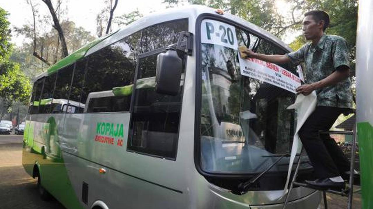 Fauzi Bowo luncurkan Kopaja AC dilengkapi wifi