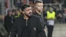 Pelatih AC Milan, Gennaro Gatuso, saat melawan F91 Dudelange pada laga Liga Europa di StadionJosy Bathel, Letzebuerg, Kamis (20/9/2018). AC Milan menang 1-0 atas F91 Dudelange. (AP/Olivier Matthys)