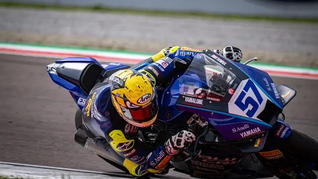 Aldi Satya Mahendra Saat Turun di Kejuaraan Dunia Supersport 600 2025