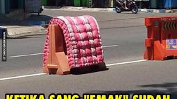 Suka-suka emak (Source: Instagram.com/memecomicindonesia)