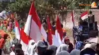 [VIDEO] Polisi Kawal Pemakaman Korban Bentrok Ponpes Jember