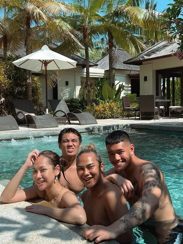 6 Momen Liburan BCL di Bali, Nikmati Waktu Bareng Sahabat