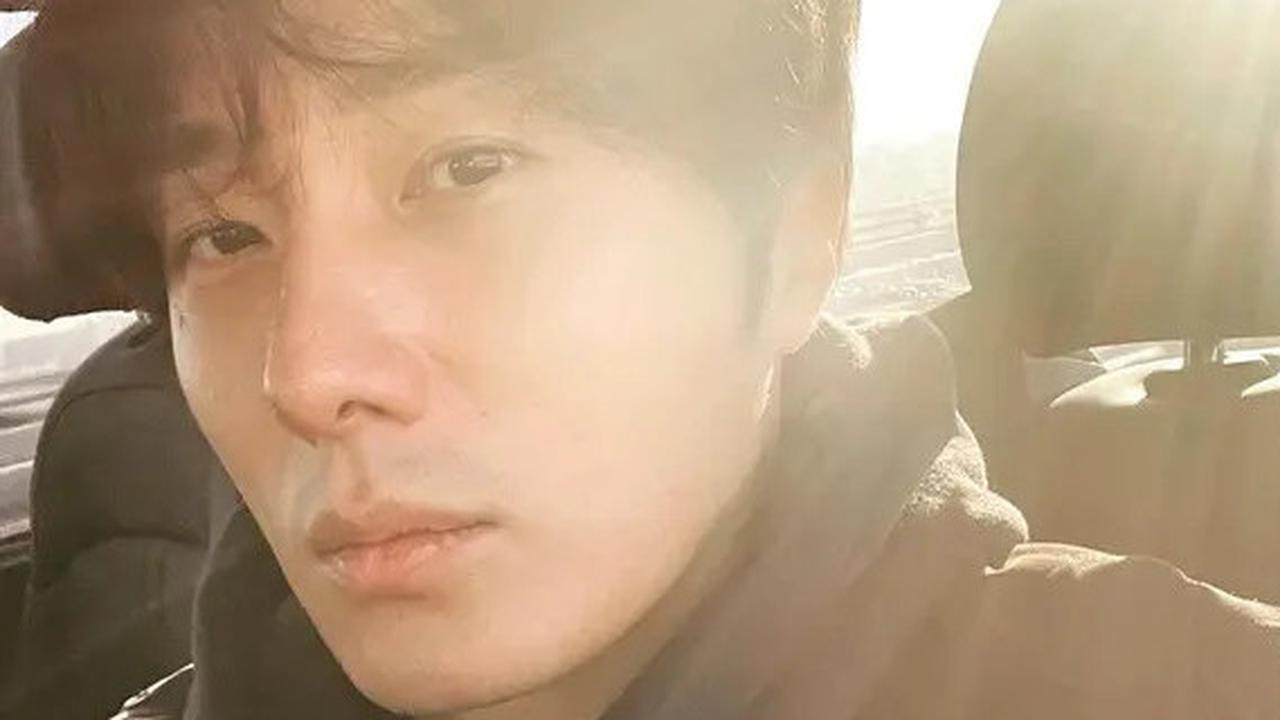 Pesona Aktor Jung Il Woo Pakai Cukin Betawi saat Jadi Relawan Palang Merah di Jakarta, Makin Ganteng dan Bikin Heboh
