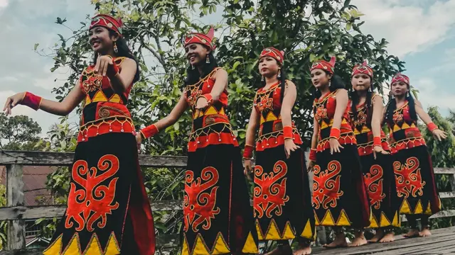 Ilustrasi budaya, Kalimantan