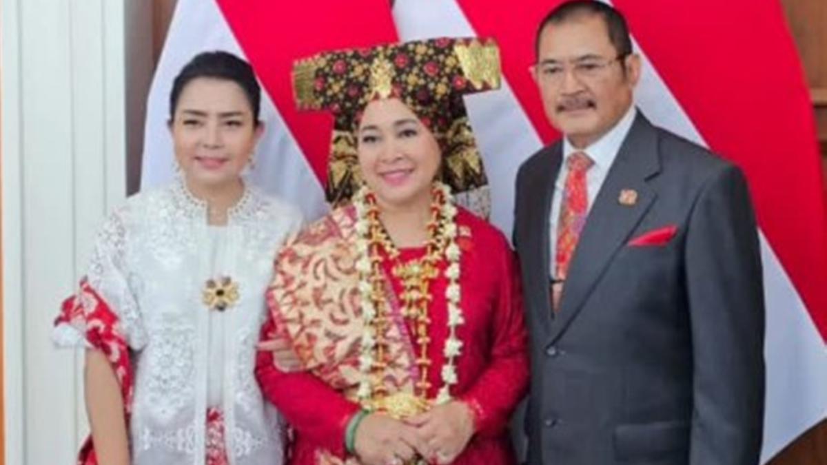 6 Potret Mayangsari Hadiri HUT RI di Istana Merdeka, Kompak Bareng Keluarga Cendana