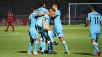 Persela merayakan gol ke gawang Persija di Stadion Surajaya, Lamongan, Minggu (20/5/2018). (Bola.com/Aditya Wany)
