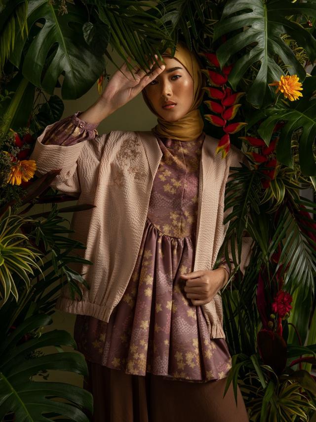 Koleksi lini busana Kami., yang dipoles Nadya Karina. (Foto: Dok. Kami.)