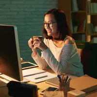 Jaga semangat menjalani aktivitas meski sudah merasa kelelahan di tengah minggu. (Foto: shutterstock)