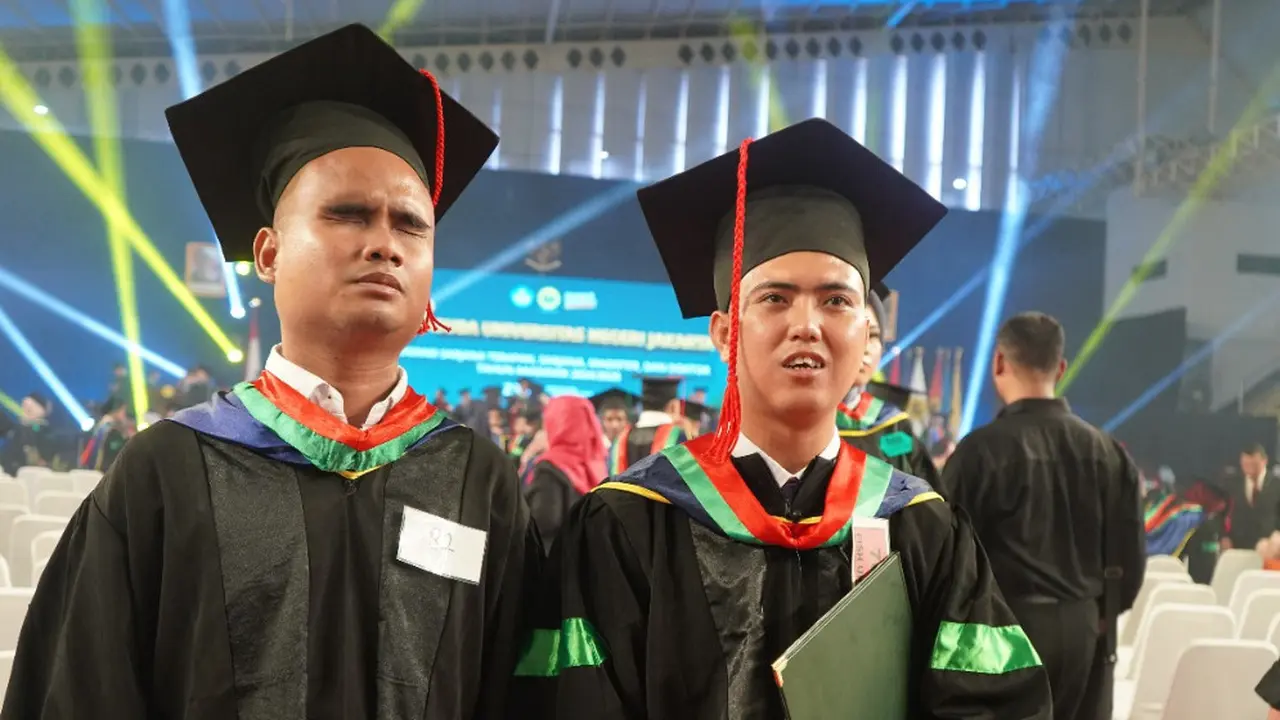 Resep Lulus Perguruan Tinggi dari Mahasiswa Disabilitas, Jalin Komunikasi dan Berani Bertanya