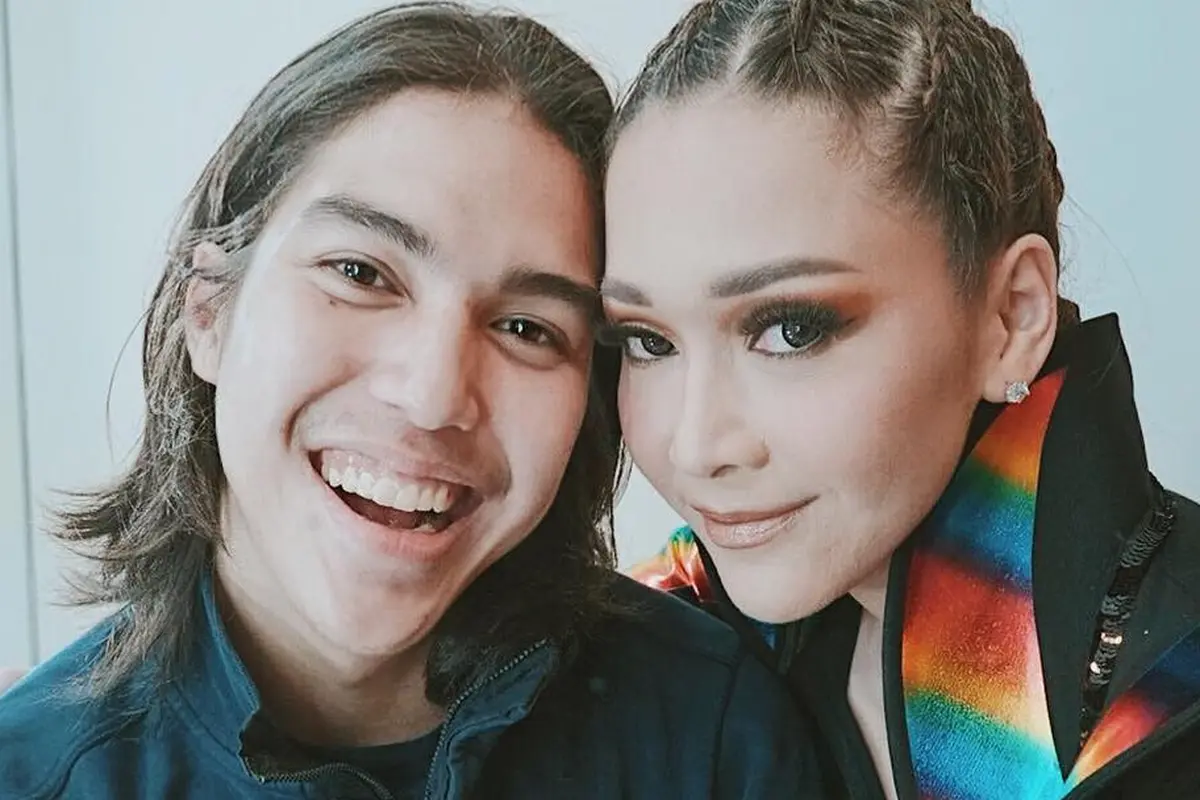 [Fimela] Maia Estianty dan El Rumi