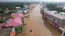 Pemandangan dari udara ini menunjukkan desa yang banjir setelah hujan lebat di Zhuozhou, kota Baoding, di provinsi Hebei, China utara pada 2 Agustus 2023. (Jade Gao / AFP)