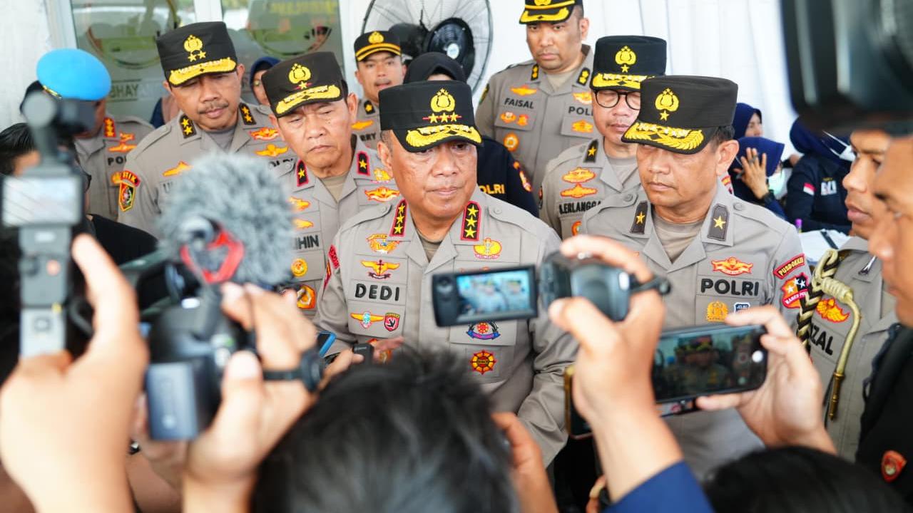 Temui Keluarga Korban Tewas Banjir di Sumbar, Wakapolri Buka Opsi Percepat Identifikasi Lewat Tes DNA di Jakarta