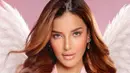 Tasya Farasya tampil bak Victoria's Secret Angel dengan sayap bulu putih dan bath robe bergaris pink-putih berlis hitam. Ia menyebut supermodel Adriana Lima menjadi inspirasi makeup look-nya, yaitu glam nude pink dengan kulit glowy dan bibir glossy yang menawan. [@tasyafarasya]