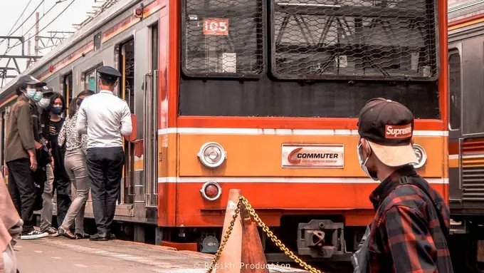 Syarat Naik KRL yang Wajib Dipatuhi Selama Masa Perpanjangan PPKM