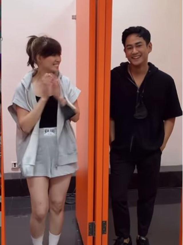 Didoakan Balikan, Ini 6 Potret Kedekatan Chika Jessica dan Dwi Andhika